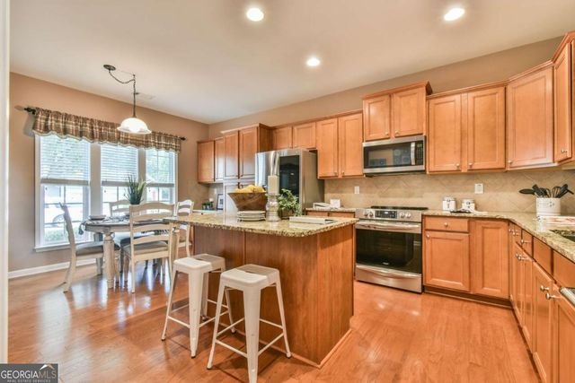 6407 Autumn Crest Lane, Hoschton, GA 30548