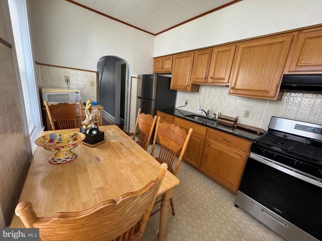 6758 HEGERMAN ST, Philadelphia, PA 19135