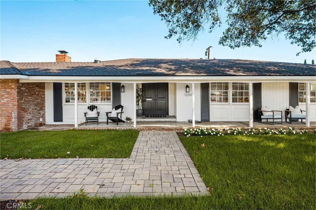 1209 E Walnut, Orange, CA 92867 — photo 3