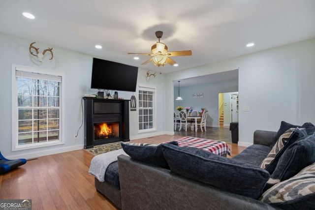 323 Lloyd Way, Resaca, GA 30735
