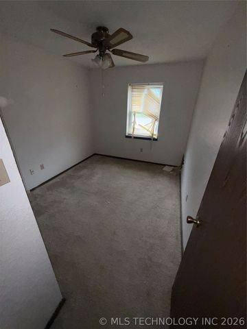 251 E 137th Street, Glenpool, OK 74033