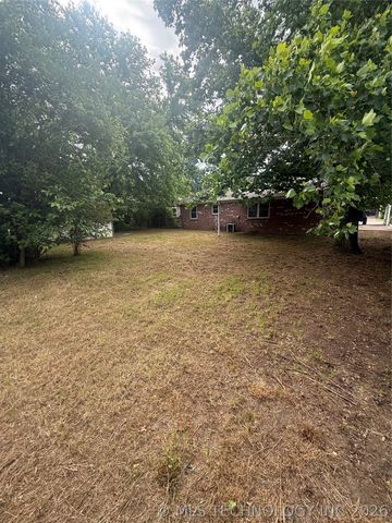 251 E 137th Street, Glenpool, OK 74033