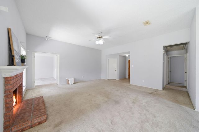 707 Laurel Grove Lane, Pearland, TX 77584