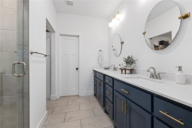 247 N Powderhorn Drive, Fayetteville, AR 72704