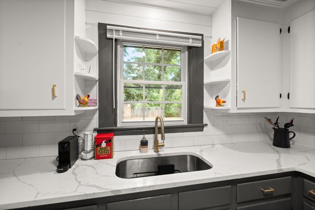 2632 Ridgewood Avenue, Charleston, SC 29414