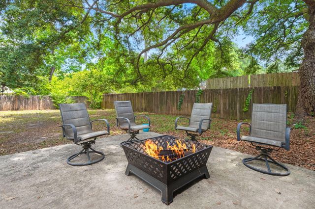 2632 Ridgewood Avenue, Charleston, SC 29414