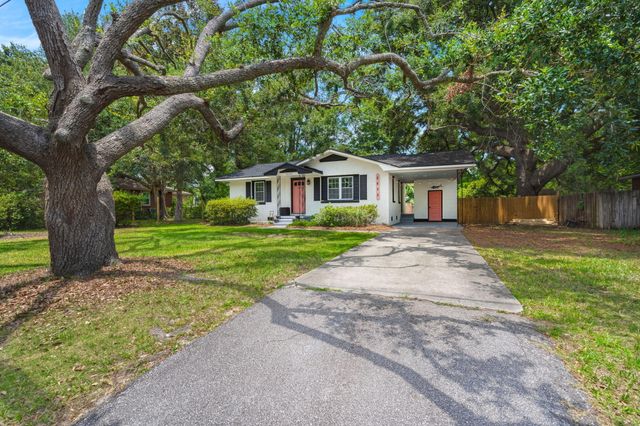 2632 Ridgewood Avenue, Charleston, SC 29414