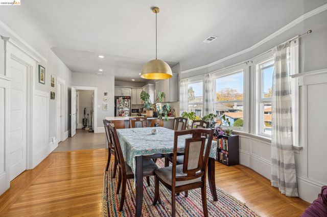 5401 Genoa, Oakland, CA 94611