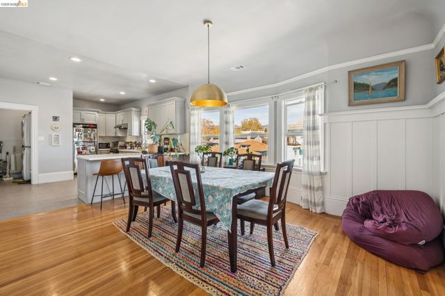 5401 Genoa, Oakland, CA 94611
