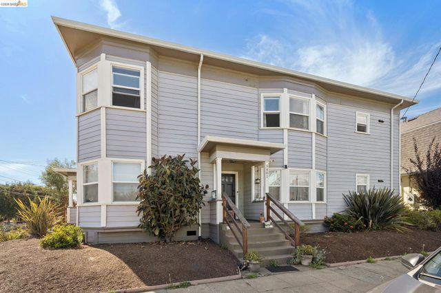 5401 Genoa, Oakland, CA 94611
