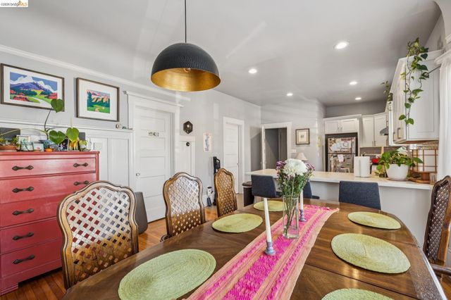 5401 Genoa, Oakland, CA 94611