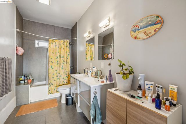 5401 Genoa, Oakland, CA 94611