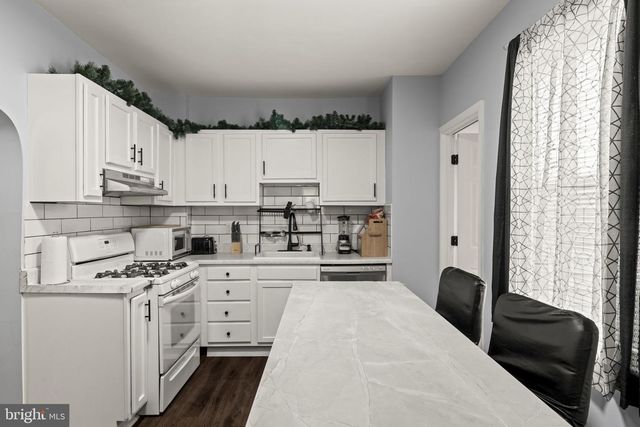 416 CUMBERLAND ST, Gloucester City, NJ 08030