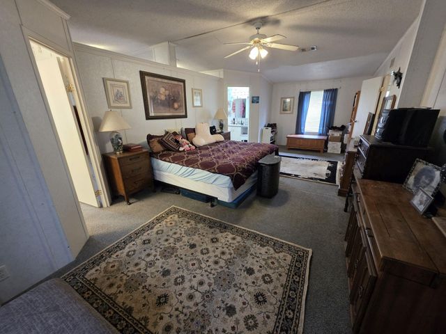 18902 Mckay Road, Alvin, TX 77511