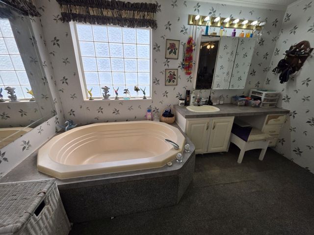 18902 Mckay Road, Alvin, TX 77511