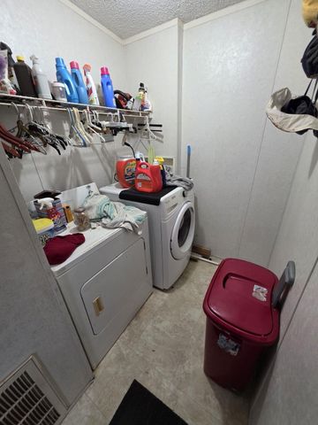 18902 Mckay Road, Alvin, TX 77511