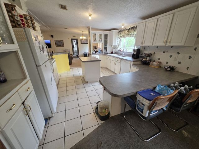 18902 Mckay Road, Alvin, TX 77511