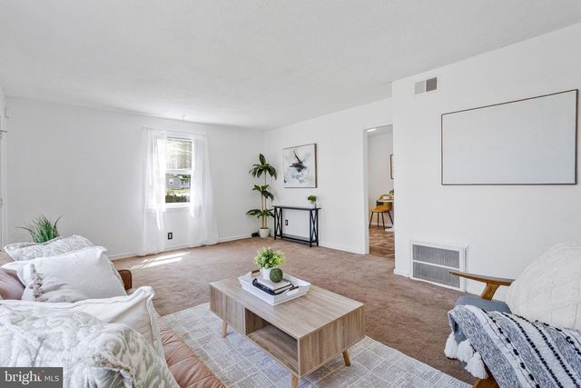 2801 KIRTLAND AVE, District Heights, MD 20747