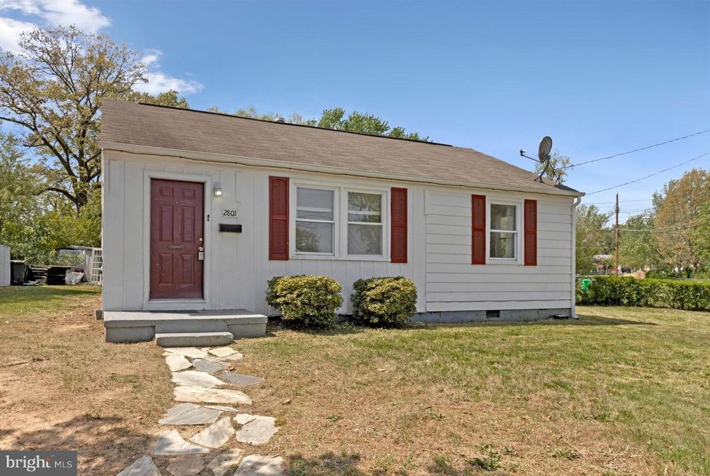 Image 1 of property listing at 2801 KIRTLAND AVE, District Heights, MD 20747