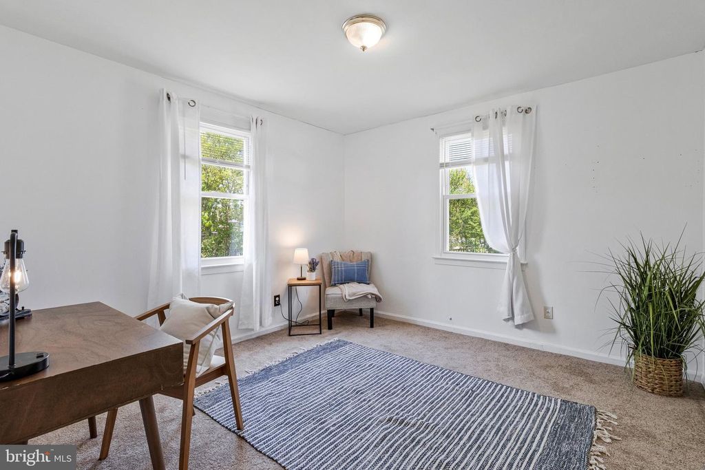 Image 13 of property listing at 2801 KIRTLAND AVE, District Heights, MD 20747