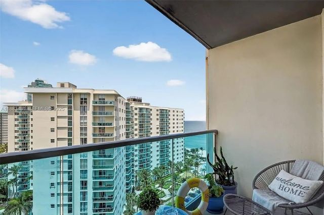 4001 S Ocean Drive 14, Hollywood, FL 33019