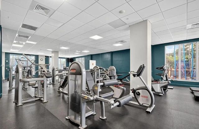 4001 S Ocean Drive 14, Hollywood, FL 33019