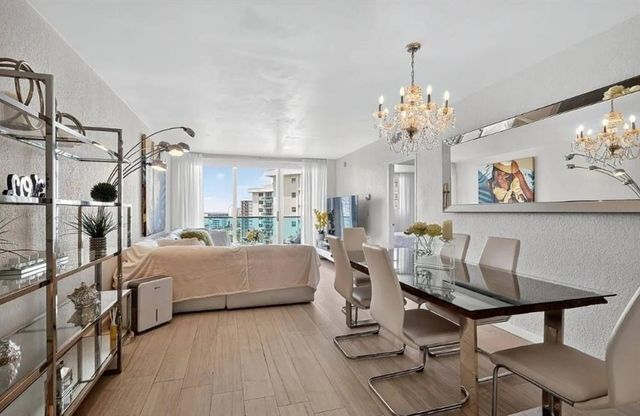 4001 S Ocean Drive 14, Hollywood, FL 33019