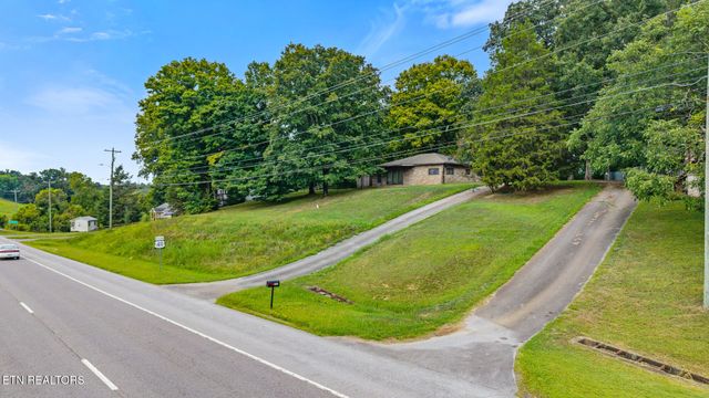 569 S Amhurst Place Place, Englewood, TN 37329