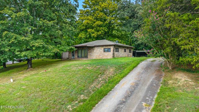 569 S Amhurst Place Place, Englewood, TN 37329