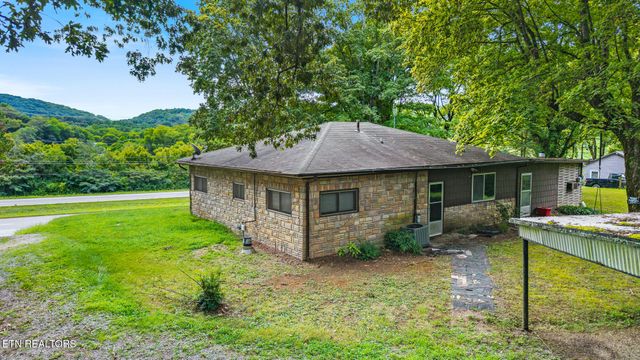 569 S Amhurst Place Place, Englewood, TN 37329