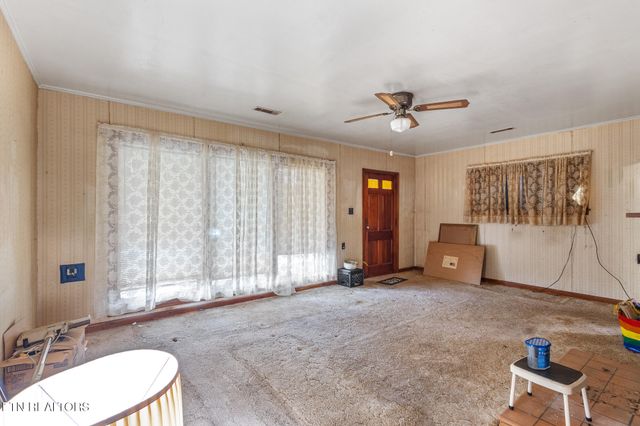 569 S Amhurst Place Place, Englewood, TN 37329