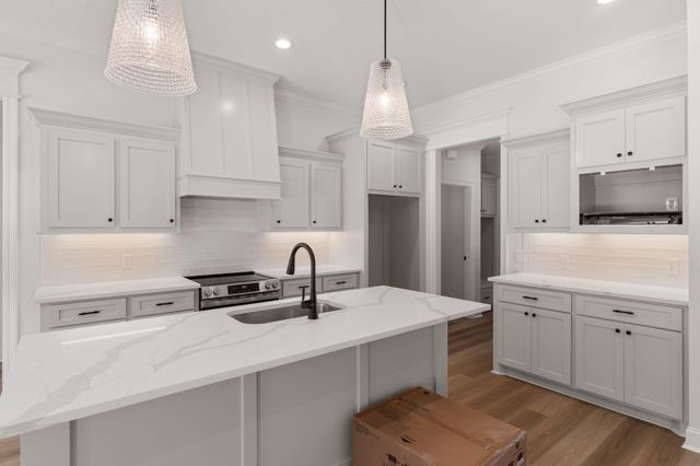 44 Sapphire Dr., Purvis, MS 39475