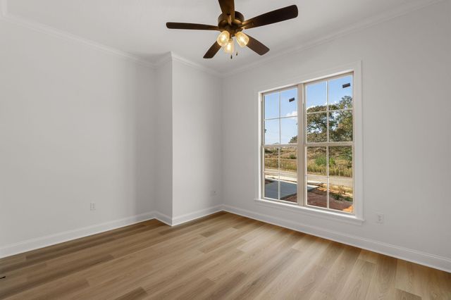 44 Sapphire Dr., Purvis, MS 39475