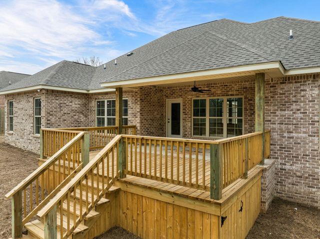 44 Sapphire Dr., Purvis, MS 39475