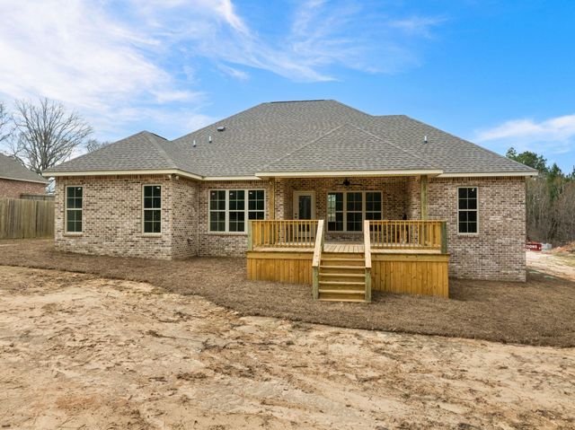 44 Sapphire Dr., Purvis, MS 39475