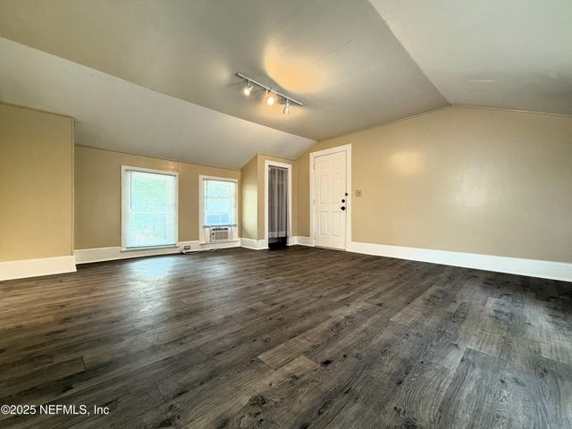 2245 MYRA Street 5, Jacksonville, FL 32204