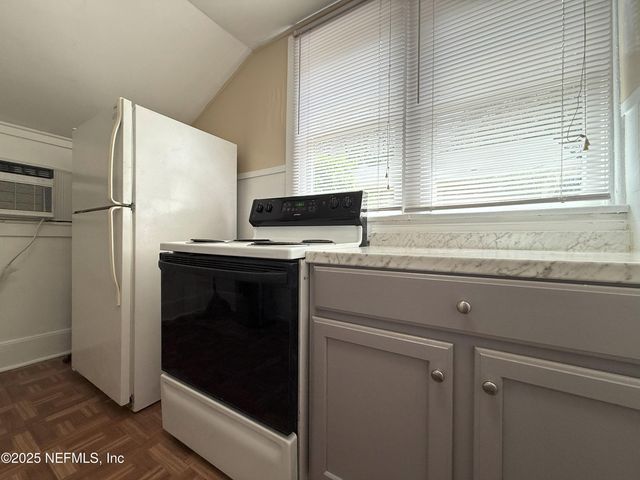 2245 MYRA Street 5, Jacksonville, FL 32204