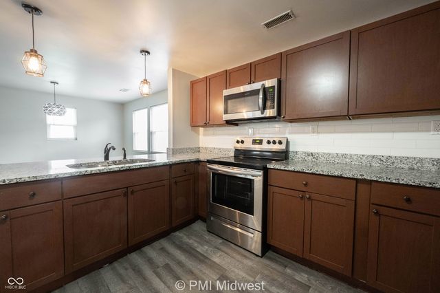 955 N Traub Avenue, Indianapolis, IN 46222