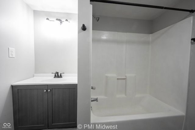 955 N Traub Avenue, Indianapolis, IN 46222