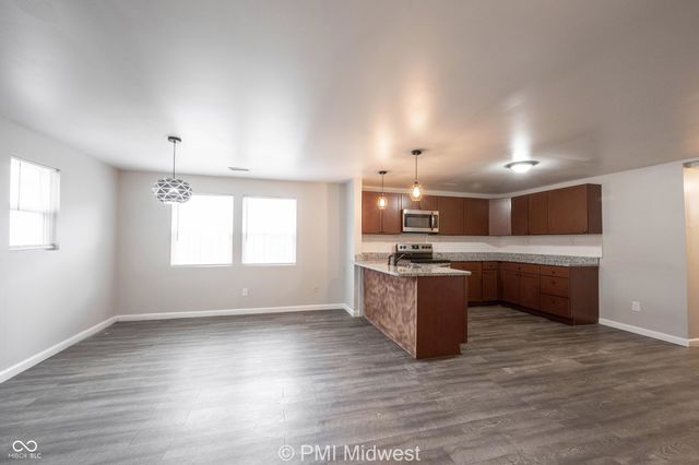 955 N Traub Avenue, Indianapolis, IN 46222