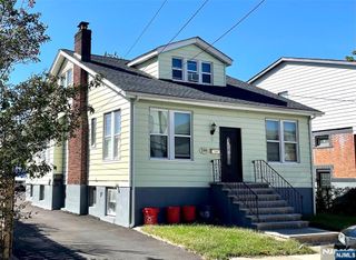 208 Wayne Avenue, Cliffside Park, NJ 07010