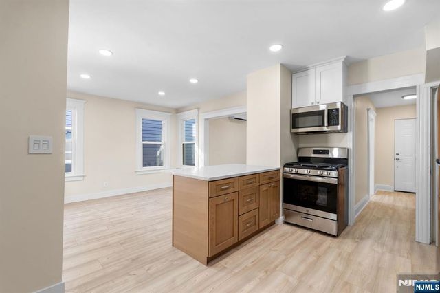 125 Brookside Avenue, Irvington, NJ 07111