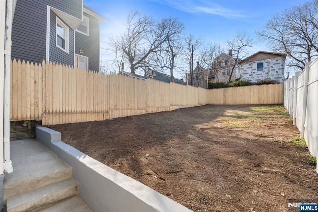 125 Brookside Avenue, Irvington, NJ 07111