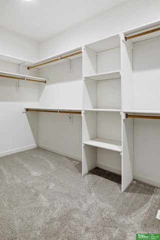 5444 N 212th Street, Elkhorn, NE 68022