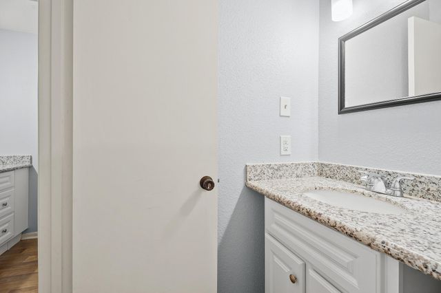 8100 Cambridge Street 138, Houston, TX 77054