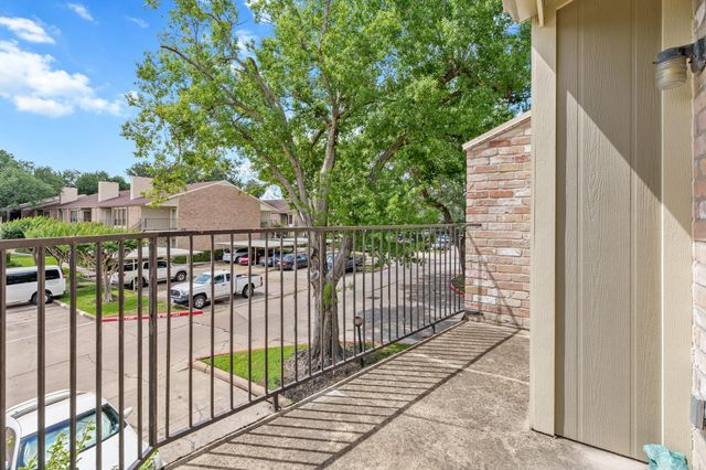 8100 Cambridge Street 138, Houston, TX 77054