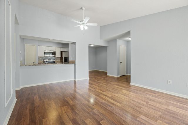 8100 Cambridge Street 138, Houston, TX 77054