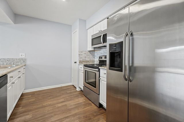 8100 Cambridge Street 138, Houston, TX 77054