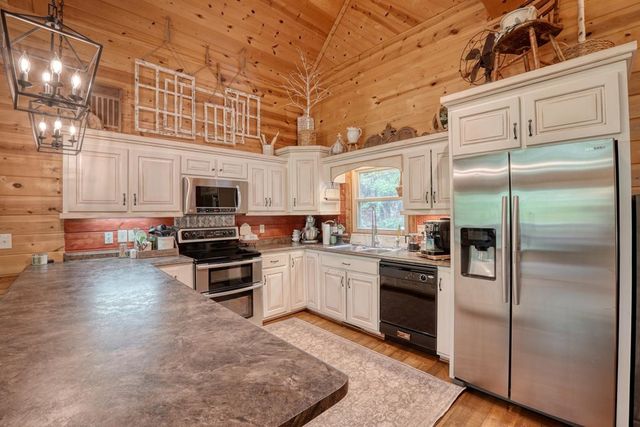 529 Talulu Pass, Murphy, NC 28906