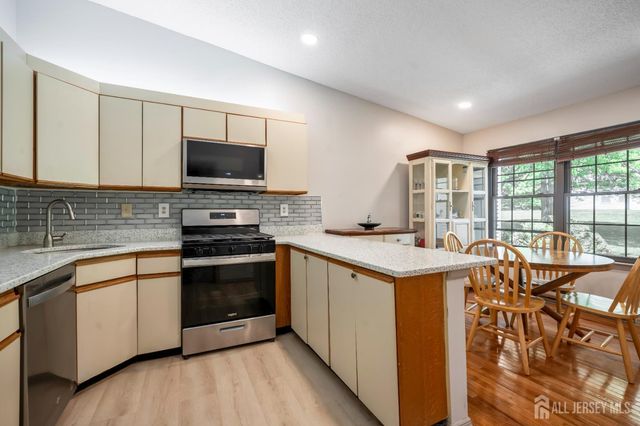 119 Griggs Place, East Brunswick, NJ 08816